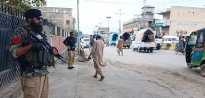 pakistan: separatisten überfallen zug, geiselnahme hunderter passagiere befürchtet