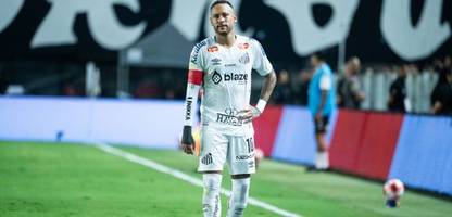 fußball: neymar feiert karneval, verpasst ein halbfinalspiel verletzt und steht in der kritik