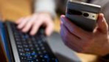 betrug: falsche online-rechnungen: zwei männer in u-haft