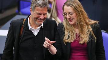 Dröge vs. Merz: Mit dieser Rede bringt sich Grüne in Stellung