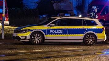 21-jähriger fährt fußgänger an – und flüchtet vom unfallort
