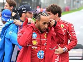 Debakel beim Formel-1-Auftakt: Genervter Lewis Hamilton ist auf seinen Ferrari gar nicht gut zu sprechen