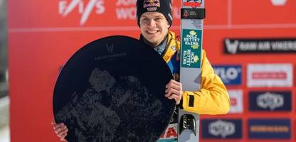 Skispringen: Andreas Wellinger gewinnt als erster Deutscher die Raw-Air-Serie