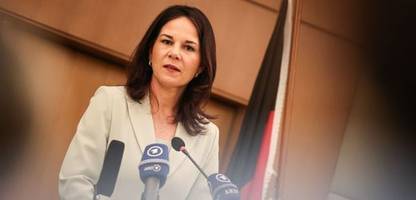 annalena baerbock: grünen-politikerin verteidigt geplanten wechsel zur uno in new york
