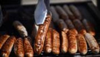 wursttradition: start in die grillsaison - bratwurst als kulturgut