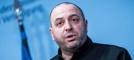 vertreter von usa und ukraine nehmen gespräche in riad auf