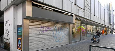 nach karstadt-aus in augsburg: erste leerstände füllen sich