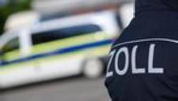 kriminalität: mehrere verhaftungen nach zoll-razzia wegen schwarzarbeit