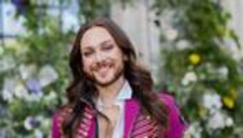 kult-sendung: riccardo simonetti besucht die sesamstraße