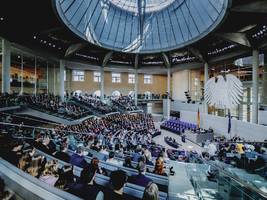 Parlament: Demokratie unter erschwerten Umständen