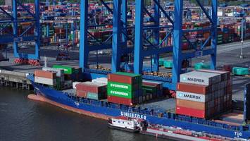 us-strafzölle  - „handelskrieg“: top-Ökonom befürchtet wirkungstreffer für deutsche wirtschaft