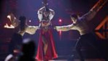 fernsehen: let's dance: paola maria raus, neubauer auf wolken