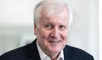 umgang mit den grünen: seehofer: grüne nicht abwerten - leute sind ja nicht blöd