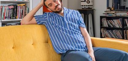 bestsellerautor kaveh akbar: »märtyrer!«, der von barack obama empfohlene debütroman