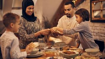 zuckerfest: whatsapp-sprüche und -grüße zum eid al-fitr
