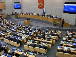 Russe lebt in Emiraten: Duma wirft Abgeordneten nach zwei Jahren Fehlzeit raus