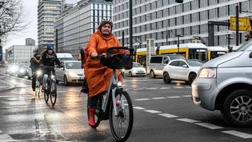 in diesen berliner bezirken entstehen neue fahrradwege
