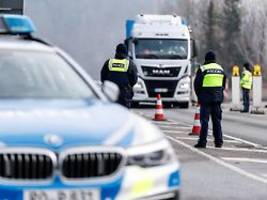 mann stirbt kurz nach festnahme: polizei: verfolgungsjagd nicht ursache für trucker-tod