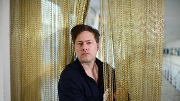 milo rau: „die rechten verfolgen eine punk-strategie“