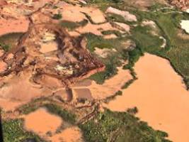 urwald wird zu Ödland: illegale goldschürfer verwüsten amazonas