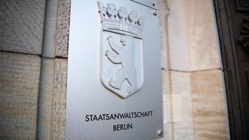 großrazzia wegen kinderpornografie – zehn männer im verdacht