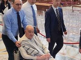 stilkritik: erscheinung: des papstes neue kleider