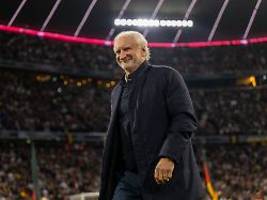 die deutsche fußballlegende: rudi völler feiert seinen 65. geburtstag
