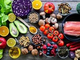 magere zeiten für verbraucher: obst und milch werden deutlich teurer