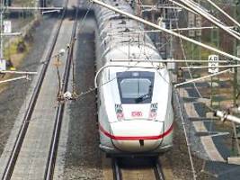 Weiterer Ausbau gefordert: Sanierte Riedbahn sorgt für verspätete Züge