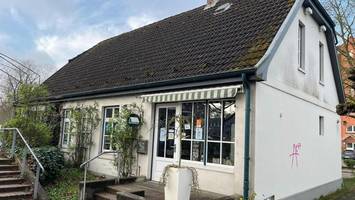 wer übernimmt beliebte buchhandlung? makler nennt einen preis