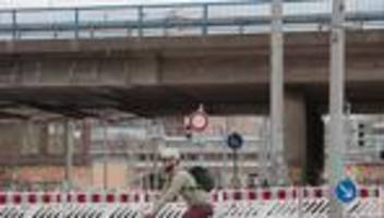 marode infrastruktur: weitere querung für radfahrer nach brückensperrung geplant