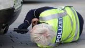 radarfallen und auspuff-schau: karfreitag viele kontrollen - autoposer und raser im fokus