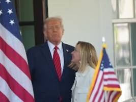 Wird ein faires Abkommen sein: Trump erwartet im Zollstreit 100 Prozent Einigung mit EU