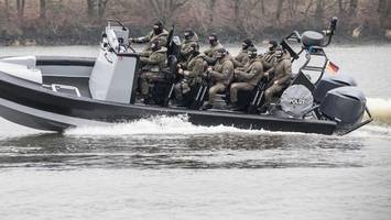 Gesunkenes SEK-Boot in Hamburg: Gericht soll über Schuld entscheiden