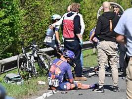 Das hat alles getoppt: FREITAG; Degenkolb geht nach heftigem Crash durch die Hölle