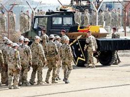 es hat sich gelohnt: soldat mike mutschke und das karfreitagsgefecht in afghanistan