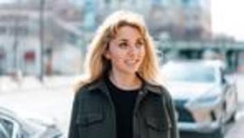 kat abughazaleh: man hat mich schon als woke antifa-kommunistin bezeichnet