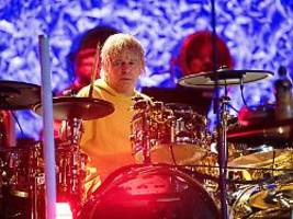 plötzliche kehrtwende: ringo starrs sohn zak starkey fliegt doch nicht bei the who raus