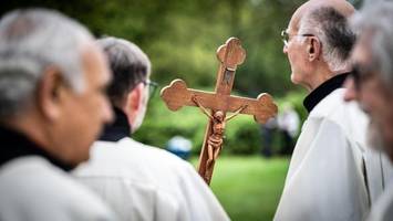 mehr als osterhase und -eier: das bedeutet ostern für christen