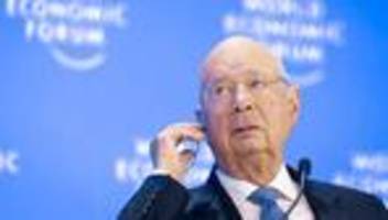 weltwirtschaftsforum davos: klaus schwab tritt vom vorsitz des weltwirtschaftsforums zurück