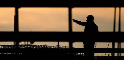 bau in der krise: das personal-paradox der baustellen