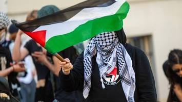 uni-besetzung in berlin: „lassen uns auf der nase herumtanzen“