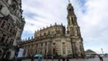 katholische kirche: gedenkgottesdienst für papst franziskus in dresden