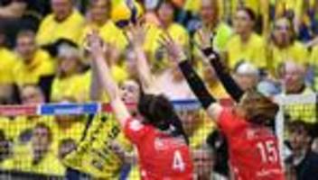 volleyball-bundesliga: schwerin nimmt in dresden kurs auf die meisterschaft