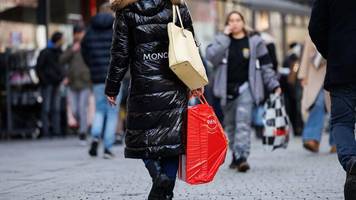 einkaufsmanagerindex: deutsche wirtschaft rutscht im april wieder „in rezessiven bereich“