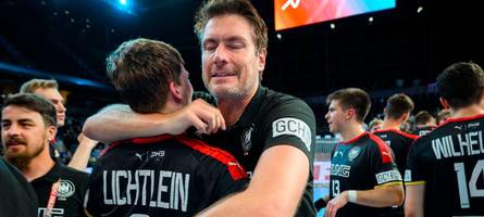 Das Blitz-Comeback von Carsten Lichtlein: Von der Trainerbank ins Handball-Tor