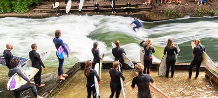 Nach Unfall auf Eisbachwelle: Surferin ist gestorben