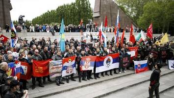 Berlin will russische Flaggen zum „Tag der Befreiung“ verbieten