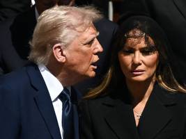 Trump über Putin: „Vielleicht will er den Krieg gar nicht beenden, sondern führt mich an der Nase herum“