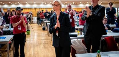 Thüringen: Katja Wolf bleibt an der Spitze des BSW